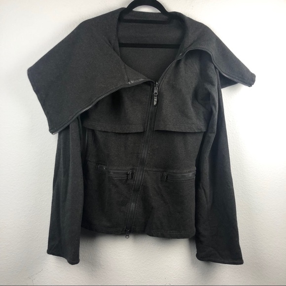 RARE Lululemon charcoal gray Over the Top jacket - Picture 2 of 8